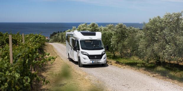 Campervan, RV tour operators - image 2